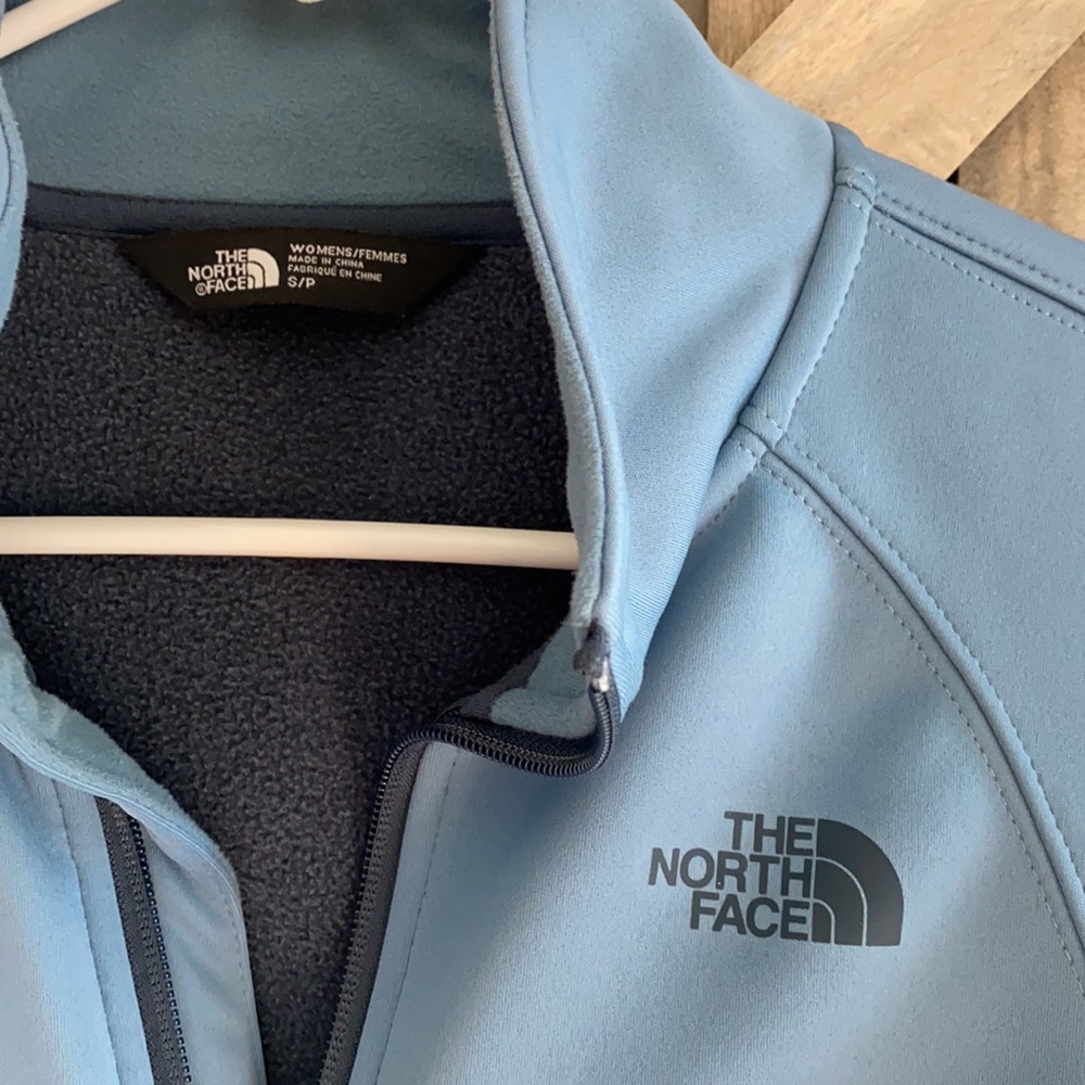 The North Face Windwall jacket women’s small - Picture 2 of 4